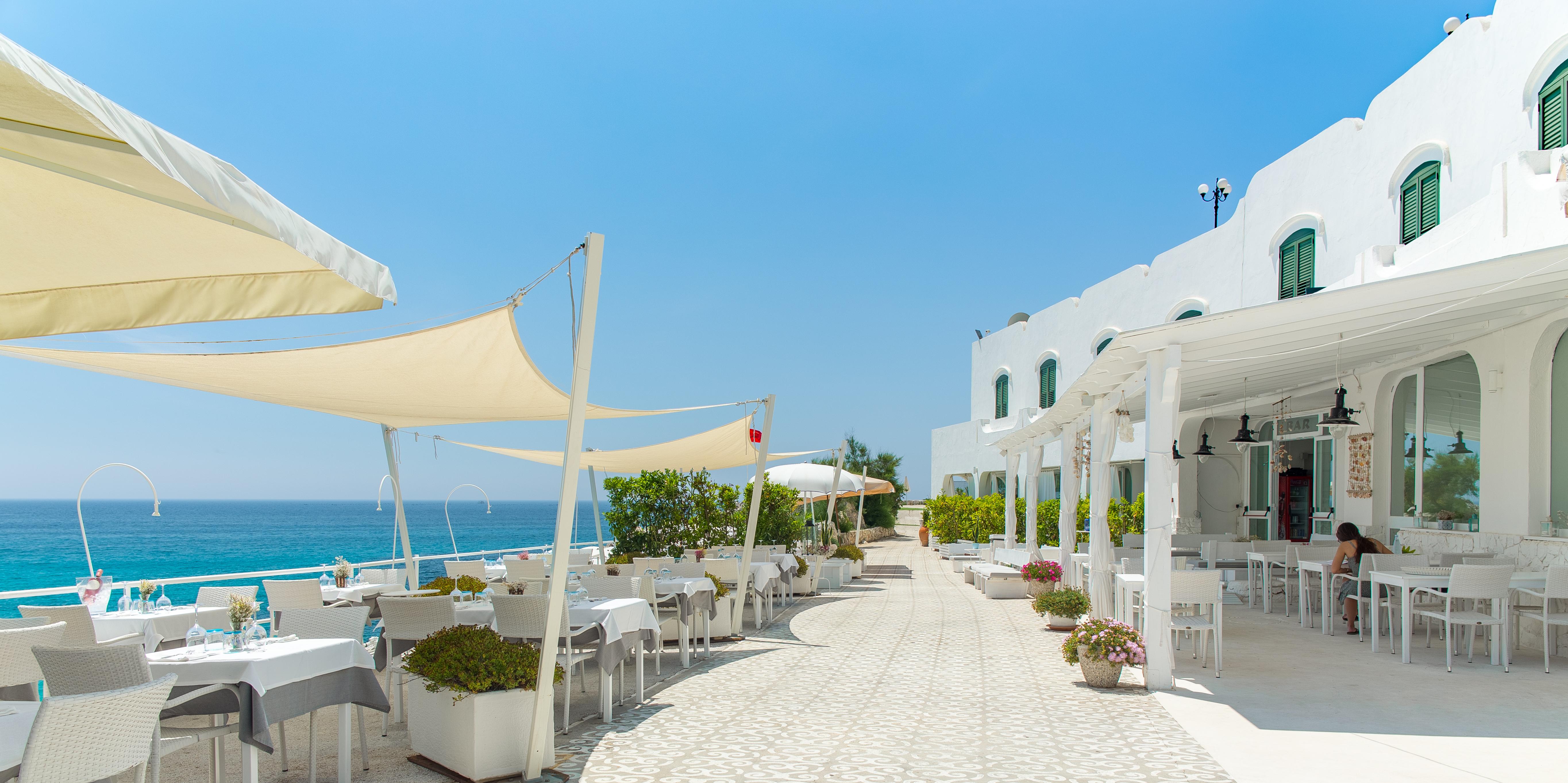 Hotel La Roccia Castro  Екстериор снимка